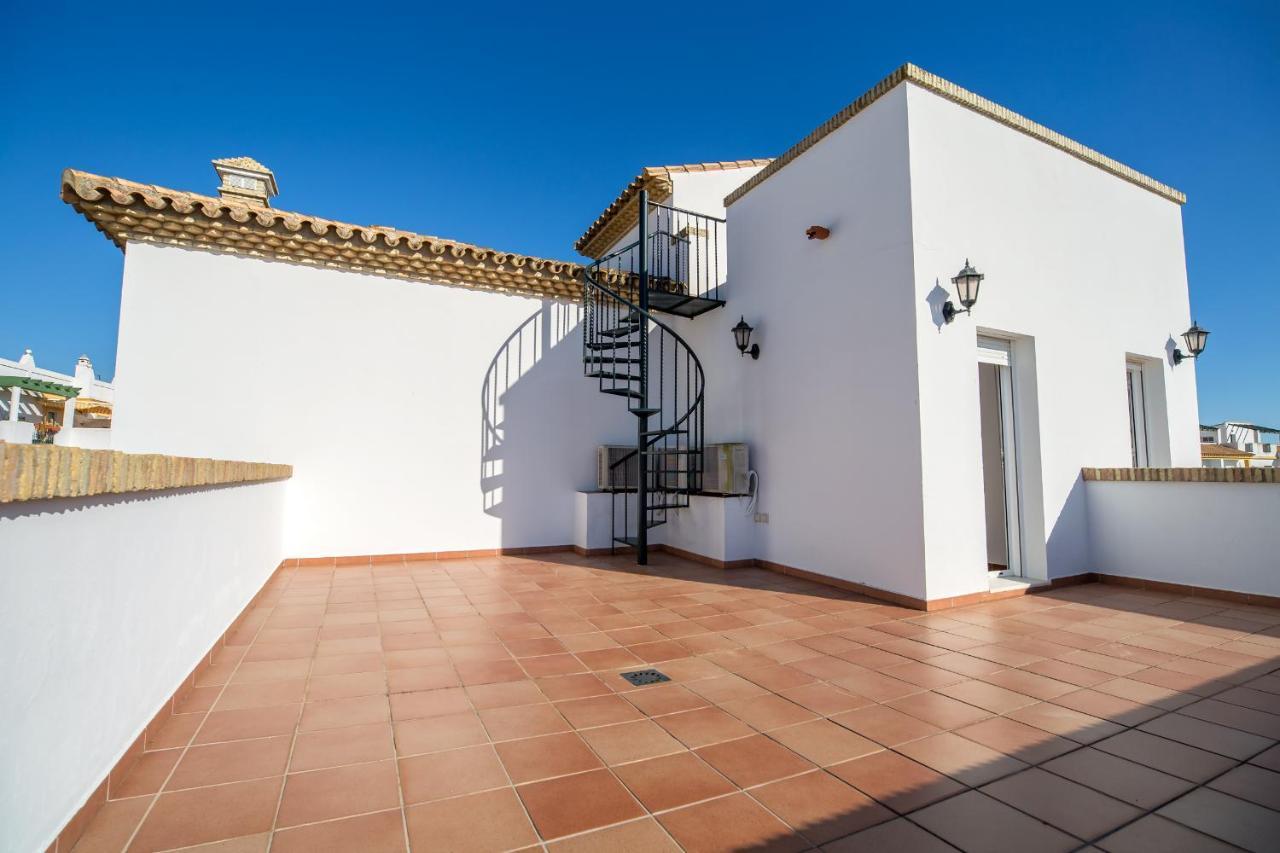 Chalet Adosado Atalaya P Conil De La Frontera Eksteriør billede